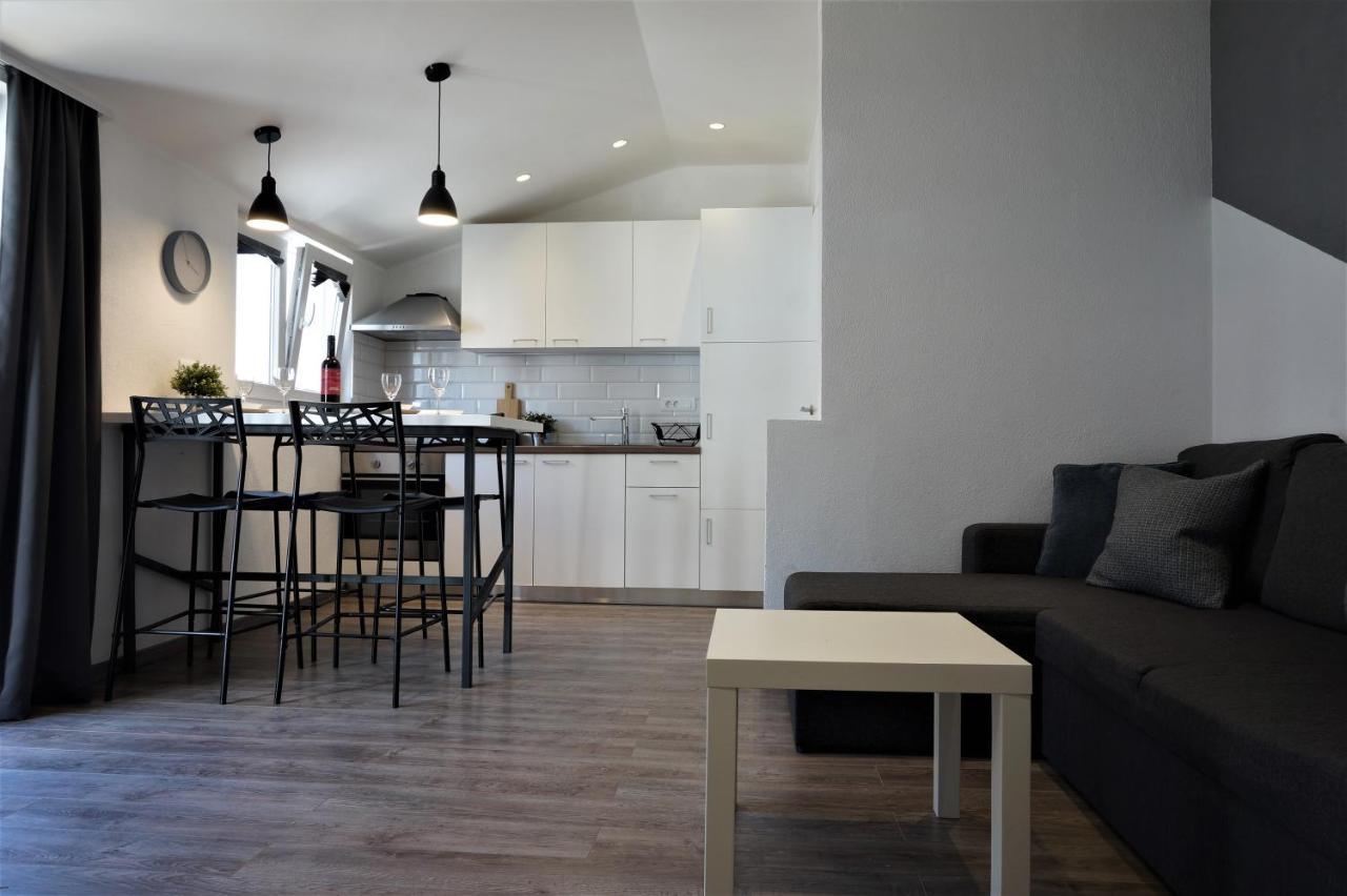 Apartment Cosy & Sweet Makarska Esterno foto