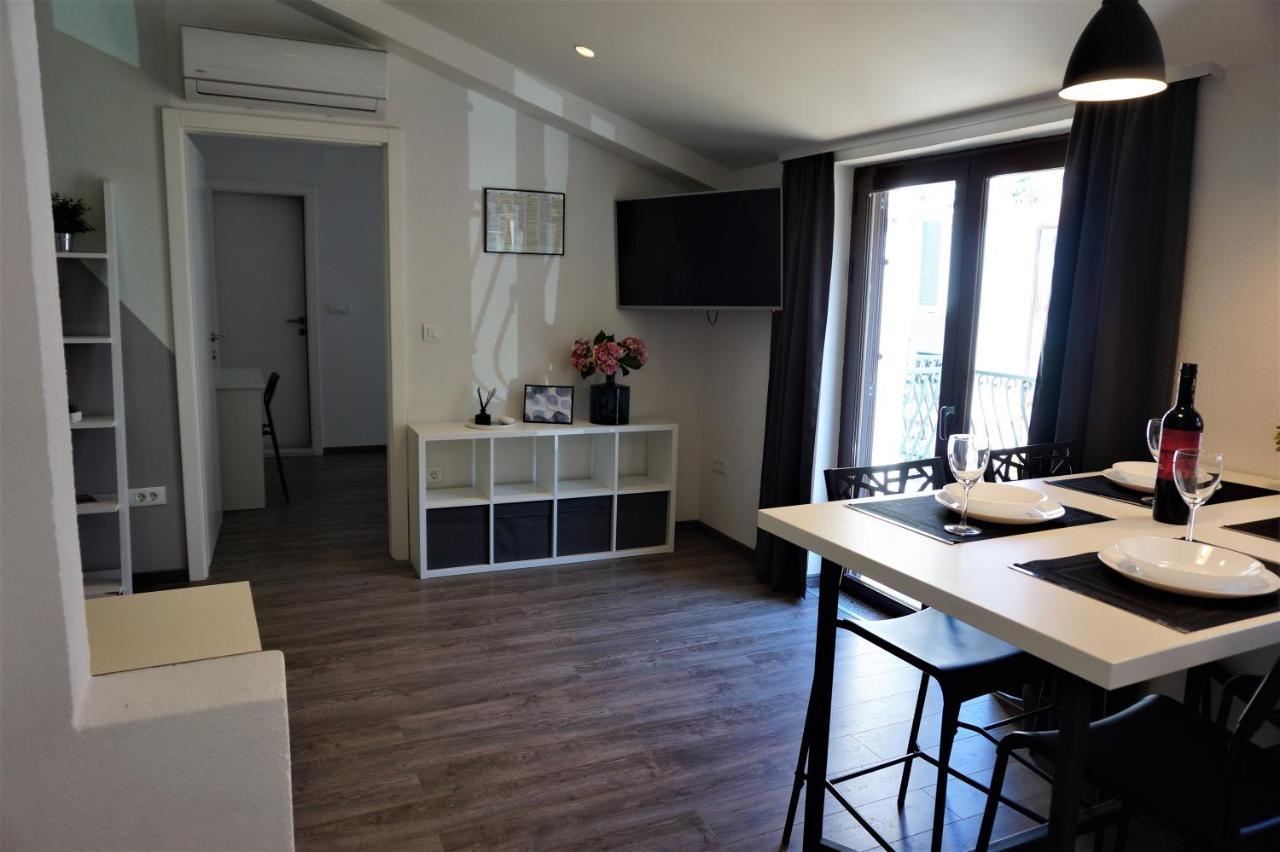 Apartment Cosy & Sweet Makarska Esterno foto
