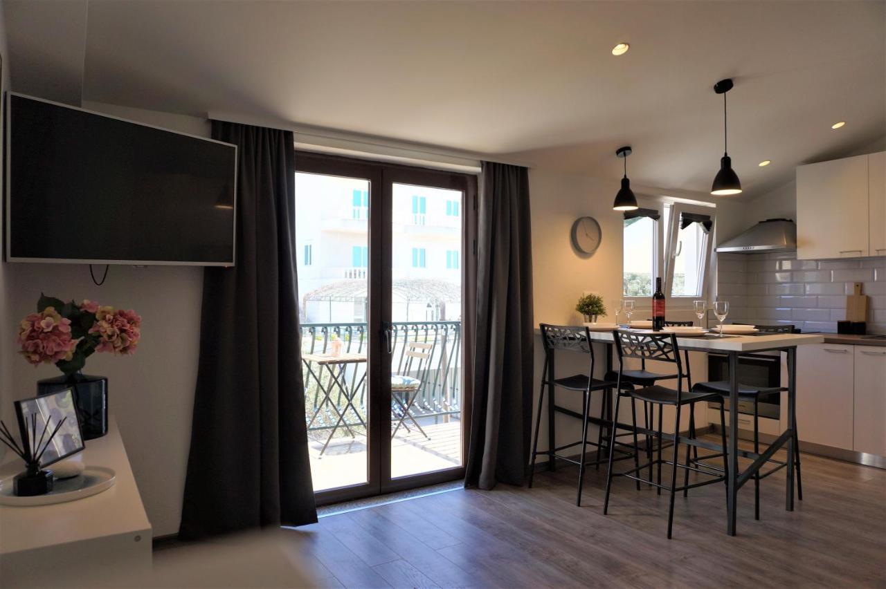 Apartment Cosy & Sweet Makarska Esterno foto